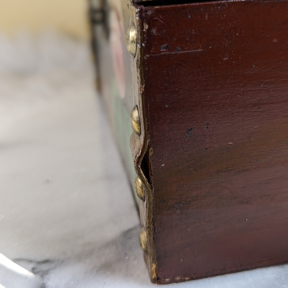 Vintage Hand Painted Roses Wood Jewelry Trinket Box Trunk Leather Trim - Picture 10 of 12